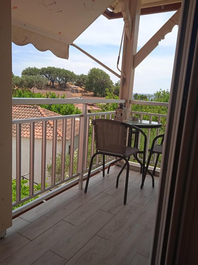 To Limanaki Appartement Finikounta Buitenkant foto