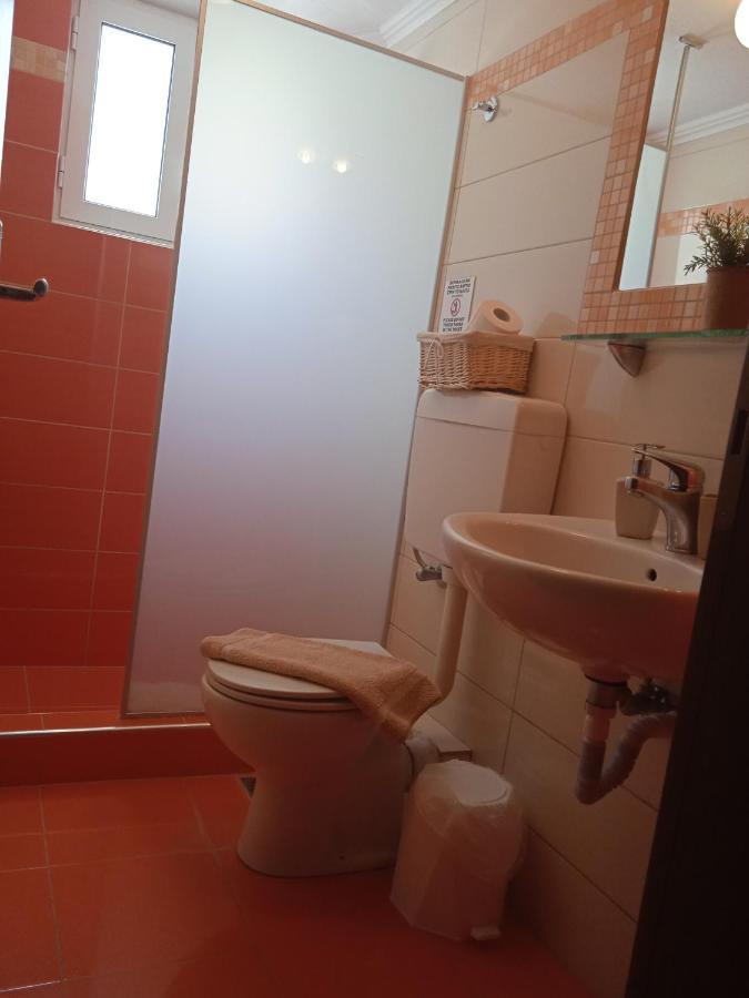 To Limanaki Appartement Finikounta Buitenkant foto