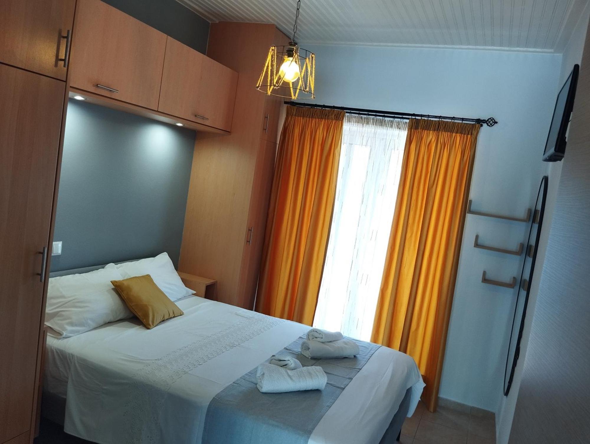To Limanaki Appartement Finikounta Buitenkant foto